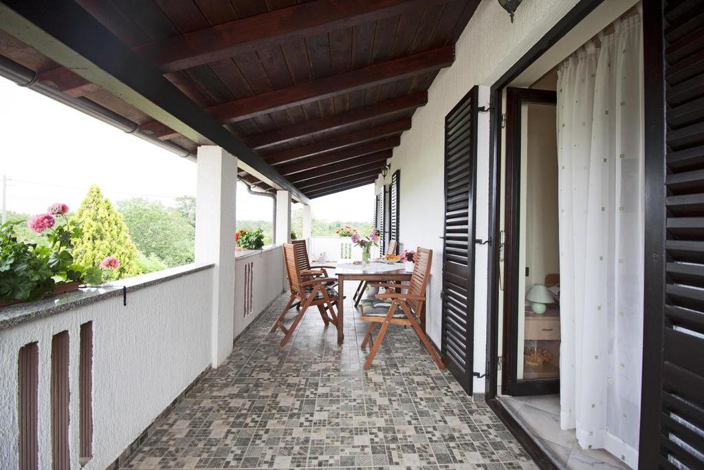 Apartman Orbanici Экстерьер фото
